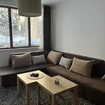 'inn Monastery 3 Ski-to-door דירה *
